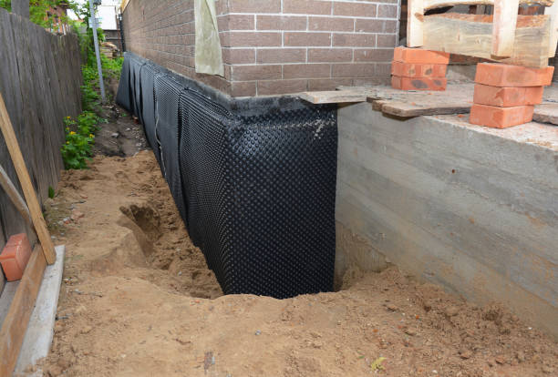 Happy homeowners after waterproofing job in Circleville